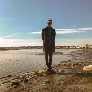 Meet your Posher, Ludovic